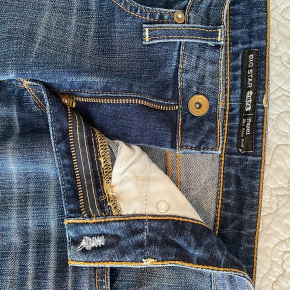 Big Star jeans. Like new, gently worn. No stains, rips or tears. - Picture 6 of 6